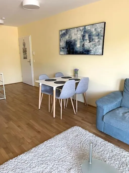 Vienna Urban Oasis Apartment